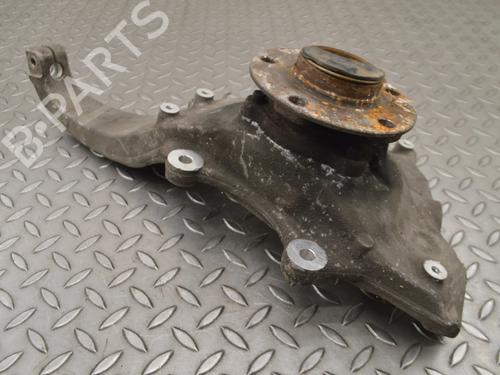Used Right front steering knuckle Right front steering knuckle MERCEDES-BENZ C-CLASS (W204) C 200 CDI (204.001) (136 hp) 33352803 33352803