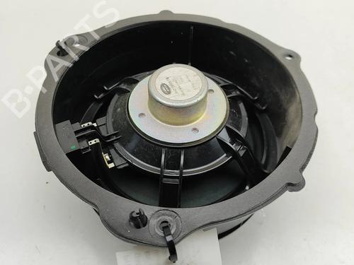 speaker-land-rover-range-rover-velar-l560-2017-33374472 main image