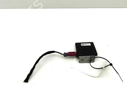 Used Antenna/Base MAN TGE Van 2.0 TDI (01V, 03V, 36V, UYB, UYC, UYD) (140 hp) 31976985