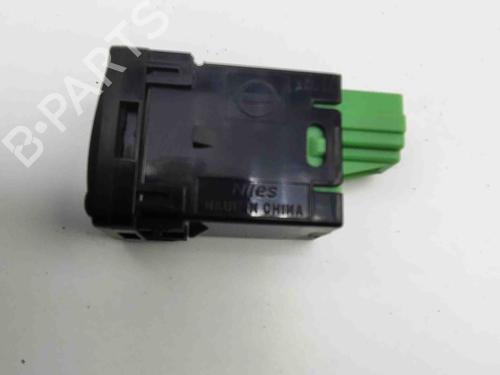 Switch NISSAN NAVARA NP300 Pickup (D23, D23T) 2.3 dCi 4x4 (D231) | BP26012676I30