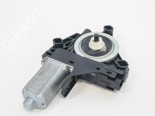 Right front window motor VOLVO V60 I (155) D3 / D4 | BP6741571E20 