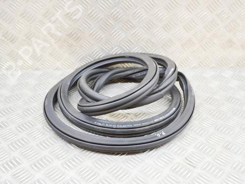 rubber-door-seal-vw-golf-viii-cd1-da1-2019-27760408 main image