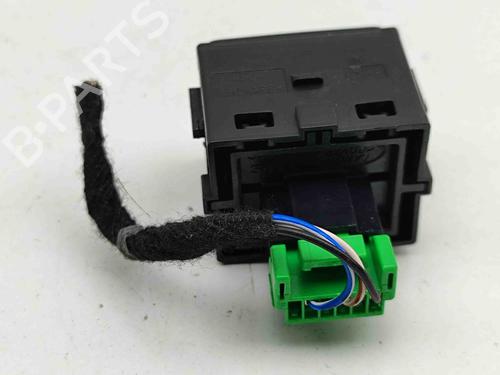 Switch LAND ROVER RANGE ROVER VELAR (L560) 2.0 D240 SD4 4x4 | BP29337366I30 