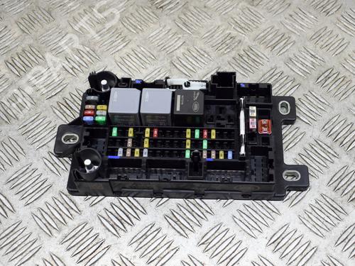 Used Fuse box JAGUAR E-PACE (X540) 2.0 D150 AWD (150 hp) 9227033