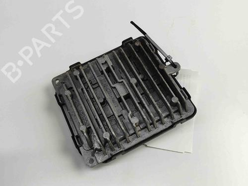 Used Electronic module VOLVO XC90 II (256) B5 Mild Hybrid AWD (250 hp) 28558888