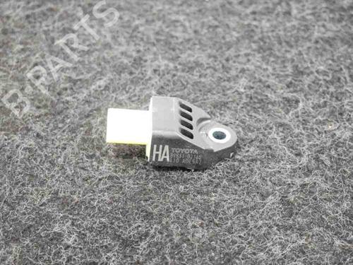 Used Electronic sensor TOYOTA AURIS Estate (_E18_) 1.8 Hybrid (ZWE186_, ZWE186R, ZWE186H) (136 hp) 6746797