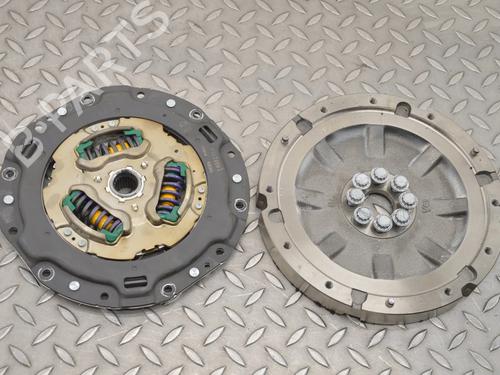 Used Flywheel Flywheel TOYOTA C-HR (_X1_) 1.8 Hybrid (ZYX10_, ZYX11_) (98 hp) 33354832 33354832