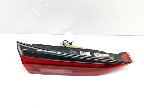 left-tailgate-light-bmw-i4-g26-2021-27769379 main image