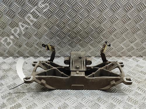 Used Support JAGUAR XJ (X350, X358) D 2.7 (207 hp) 31021203