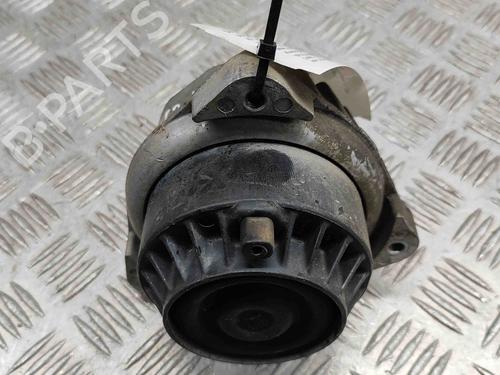 Used Engine mount BMW 5 Touring (F11) M 550 d xDrive (381 hp) 24306386