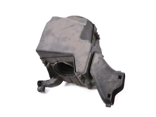 Used Air filter box VOLVO V40 Hatchback (525) D2 (114 hp) 30211805