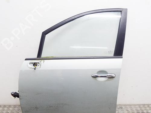 Used Left front door KIA CARENS III MPV (UN) 2.0 CRDi 140 (140 hp) 9295813