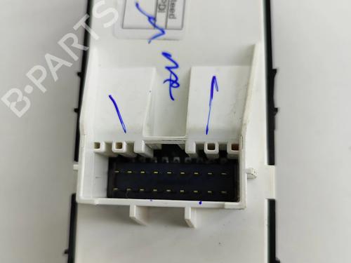 Right front window switch HYUNDAI TUCSON (NX4E, NX4A) 1.6 T-GDi | BP27768688I26  - Image 6