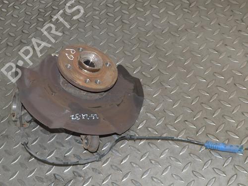 Used Right front steering knuckle Right front steering knuckle MINI MINI Convertible (R57) Cooper S (163 hp) 33345687 33345687