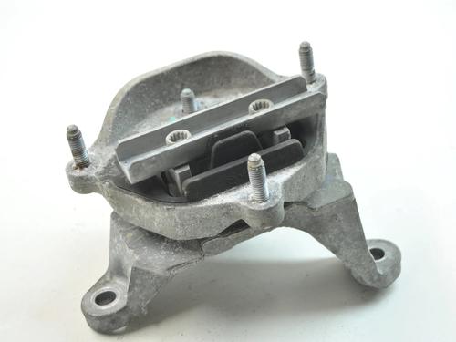 Used Gearbox mount Gearbox mount AUDI A5 (8T3) 2.0 TFSI (211 hp) 9904262 9904262