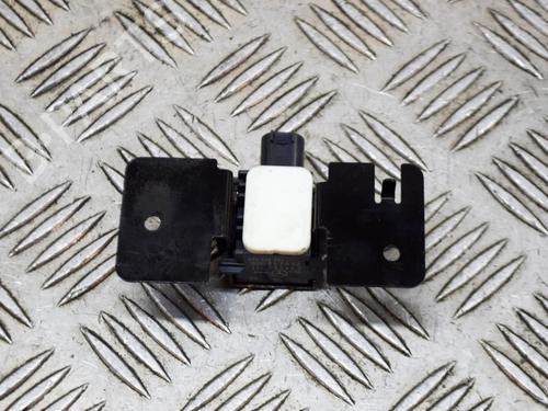 Used Electronic sensor MERCEDES-BENZ VIANO (W639) CDI 3.0 (639.811, 639.813, 639.815) (224 hp) 8842216