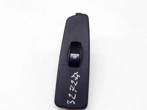 Used Right rear window switch Right rear window switch SSANGYONG REXTON / REXTON II (GAB_) 2.7 CRDi 4x4 (176 hp) 8624675 8624675