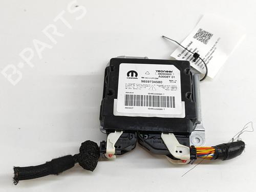 Used ECU airbags PEUGEOT 5008 III (KA_, KB_, KC_) e-210 (213 hp) 28590186