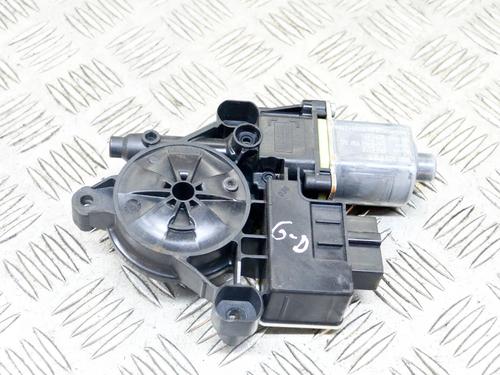 Used Right rear window motor SKODA OCTAVIA III Combi (5E5, 5E6) 2.0 TDI RS (184 hp) 8846652