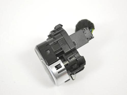 Switch BMW X1 (F48) sDrive 18 d | BP30212569I30