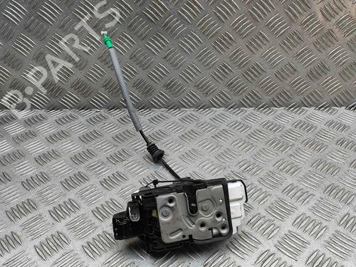 front-right-lock-volvo-v60-ii-225-2018-29623210 main image