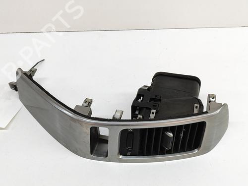 Used Air vent TOYOTA LAND CRUISER PRADO (_J12_) 3.0 D-4D (KDJ120, KDJ125) (163 hp) 24820061