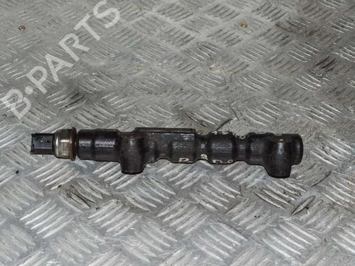 Used Injection rail Injection rail PEUGEOT 308 I (4A_, 4C_) 1.6 HDi (109 hp) 6721044 6721044
