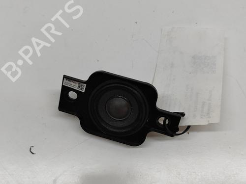 Used Speaker VOLVO XC90 II (256) B5 Mild-Hybrid (250 hp) 28562330