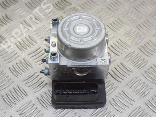 Used ABS pump BMW 4 Coupe (F32, F82) 440 i (326 hp) 7732381