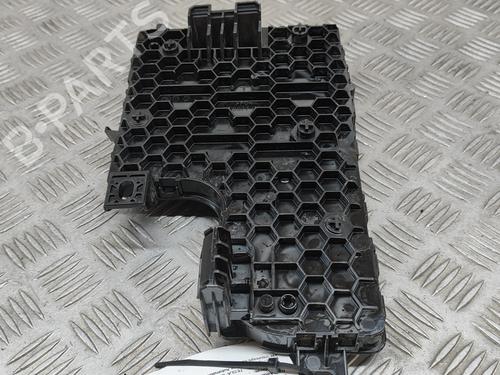 Elektronische module TESLA MODEL Y (5YJY) EV Performance All-wheel Drive (462 hp) 28558140