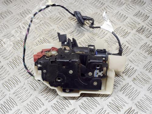 BP9228229C100 main image