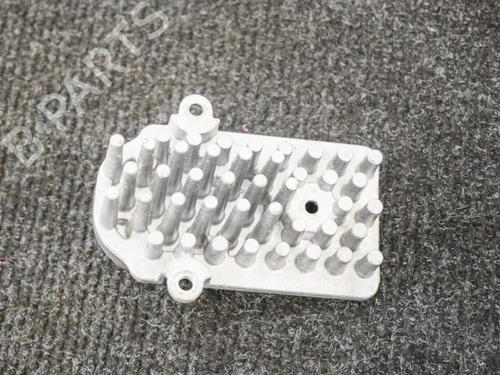 Used Electronic module Electronic module VW TIGUAN (AD1, AX1) 2.0 TDI (150 hp) 6748407 6748407
