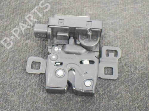 Tailgate lock LAND ROVER RANGE ROVER SPORT I (L320) 3.0 D 4x4 | BP6759068C101 