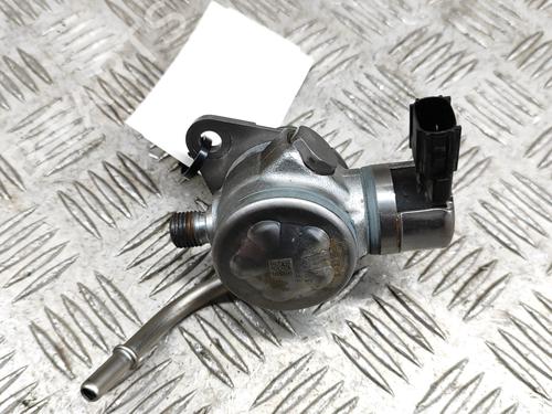 Used Fuel pump VOLVO V60 II (225) T4 (190 hp) 18036319
