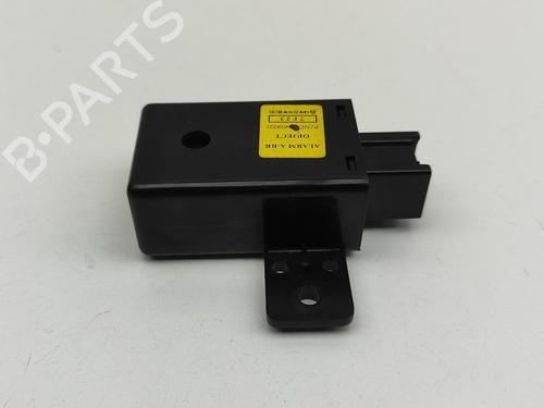 Used Electronic module CHEVROLET CAPTIVA (C100, C140) 2.0 D 4WD (150 hp) 28101902