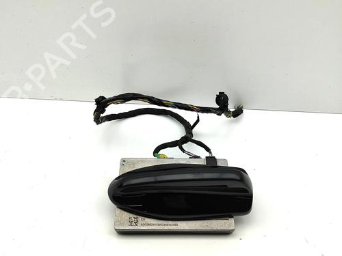 Antenne/Base VOLVO XC40 (536) B3 Mild-Hybrid (163 hp) 31859271