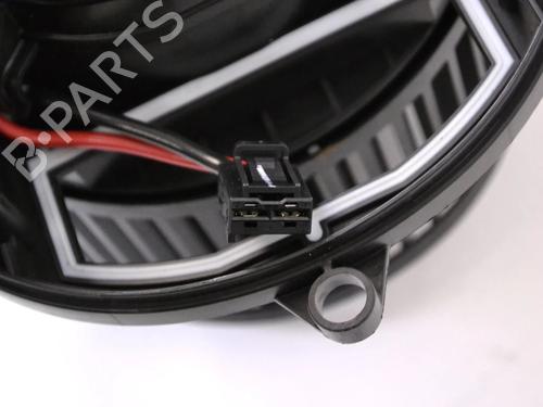 Heater blower motor LAND ROVER RANGE ROVER IV (L405) 4.4 SDV8 4x4 | BP30215783M62