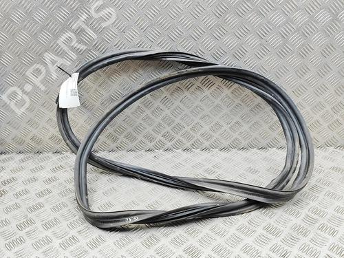 Used Rubber door seal Rubber door seal MERCEDES-BENZ E-CLASS (W213) E 350 e (213.050) (286 hp) 33377592 33377592
