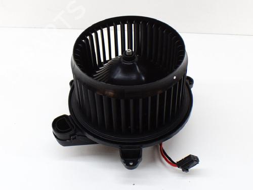 Moteur de chauffage VOLVO XC40 (536) T4 AWD (190 hp) 8834484