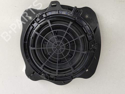 Used Speaker CITROËN C4 III (BA_, BB_, BC_) 1.2 PureTech 130 (BAHNSA, BAHNSB) (130 hp) 28550718