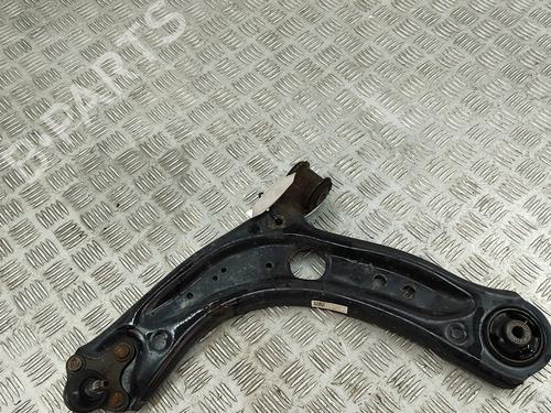 Used Left front suspension arm VW GOLF VII (5G1, BQ1, BE1, BE2) e-Golf (136 hp) 25922346