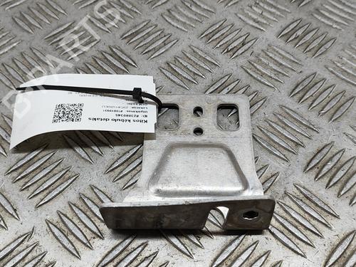 Used Front bumper bracket CITROËN C3 / C3 ORIGIN III (SX) 1.2 VTi 82 (82 hp) 17548719