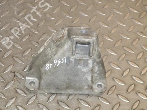 Used Engine mount Engine mount BMW 5 (F10) 520 d (184 hp) 33346827 33346827