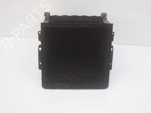 Used Glove box Glove box LAND ROVER RANGE ROVER VELAR (L560) 2.0 D240 SD4 4x4 (241 hp) 7902278 7902278
