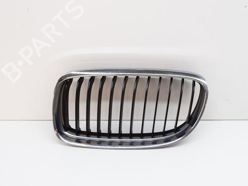 Used Grille BMW 3 (E90) 320 i (170 hp) 10526839
