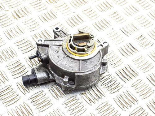 Used Vacuum pump BMW 5 (F10) 550 i xDrive (408 hp) 13246579