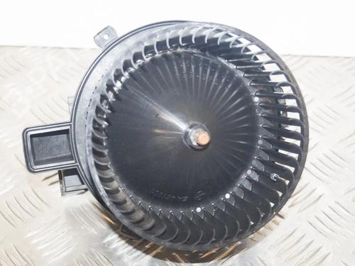 Used Heater blower motor Heater blower motor AUDI A4 B9 (8W2, 8WC) 2.0 TFSI (190 hp) 6734437 6734437