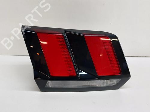 Used Left tailgate light PEUGEOT 3008 II SUV (MC_, MR_, MJ_, M4_) 1.2 THP/ PureTech 130 (MRHNSM, MRHNSU, MRHNSJ, MRHNYW,... (131 hp) 16536234