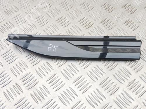 Embaladeira esquerda Embaladeira esquerda LAND ROVER RANGE ROVER VELAR (L560) 2.0 D180 TD4 4x4 (180 hp) 39409610 39409610
