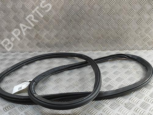 Used Rubber door seal AUDI Q4 E-TRON Sportback (F4N) 45 (286 hp) 28612261